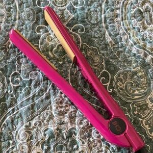 Chi hot pink straightener